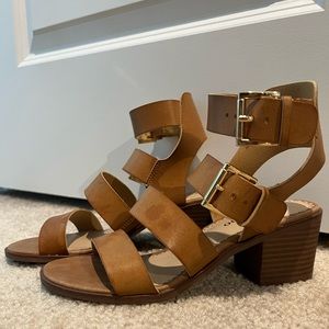 Brown block heel strappy sandals, size 6